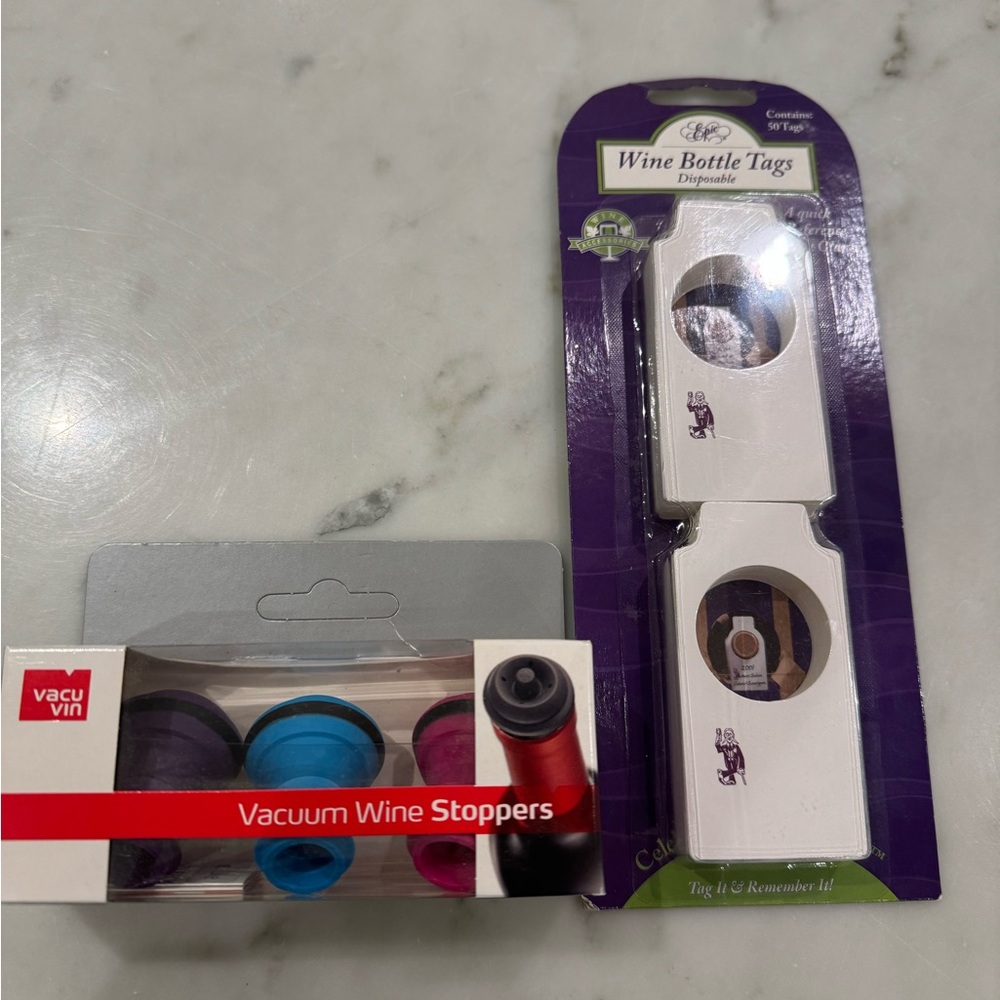 Wine Vacu Vin Wine Stoppers and Wine Bottle Tags Set(50), new in box